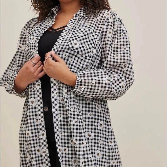 Torrid Daisy Kimono Duster - Picture 2 of 13